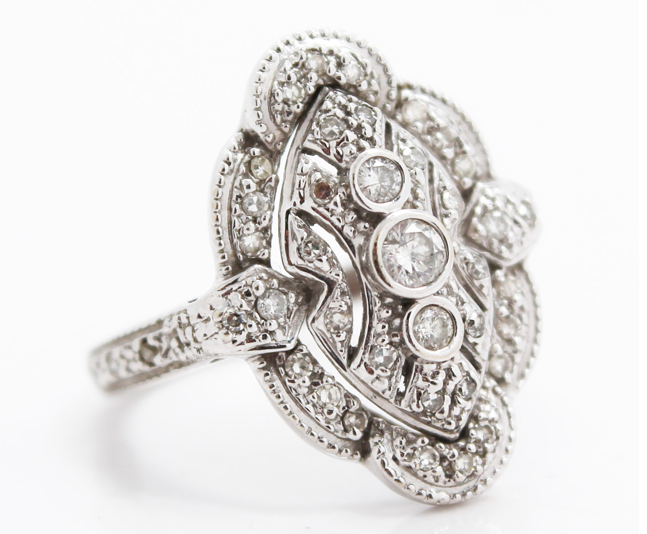 Antique Art Deco Diamond and White Gold Ring