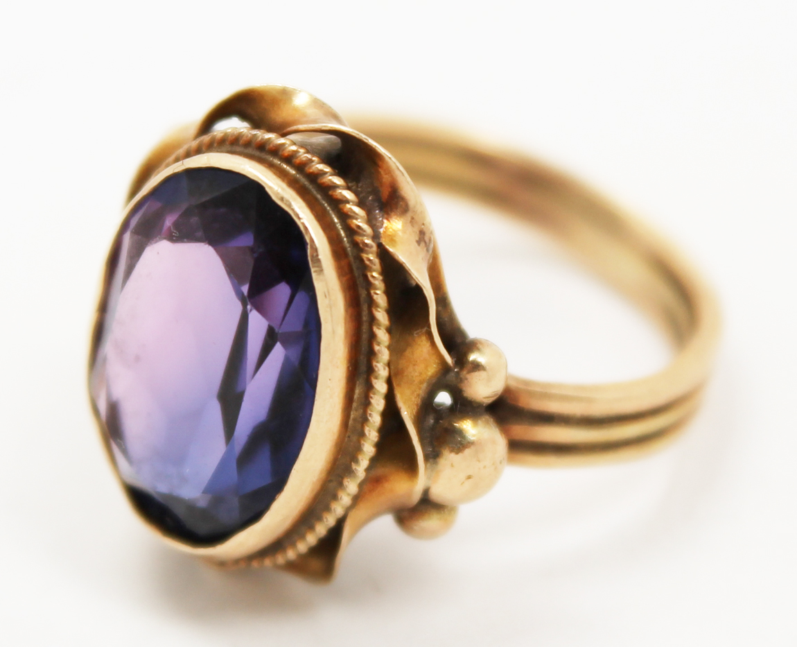 Antique Gold and Amethyst Ring
